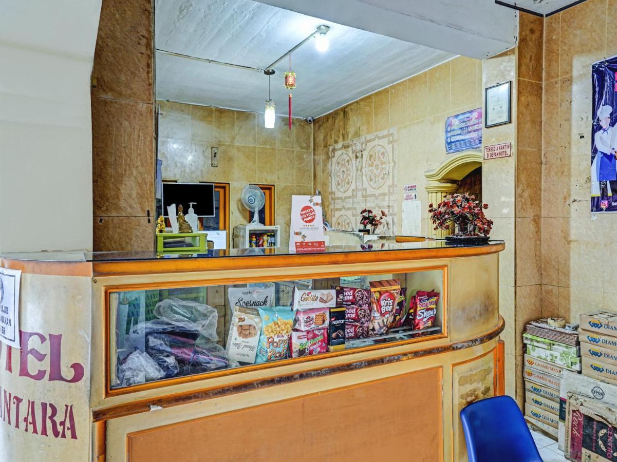 Oyo 90238 Hotel Nusantara Чиребон Экстерьер фото